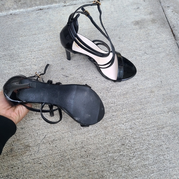 Delicious heels - Picture 2 of 2